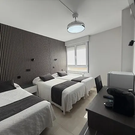 Plaza בית הארחה סנטנדר